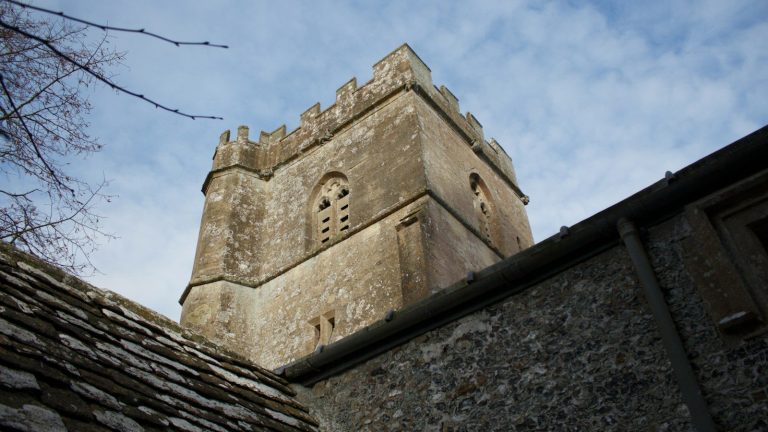 brown high-rise building